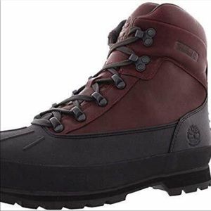Timberland Boys Black Burgundy Boots 5.5 New Without Box and women small feet!